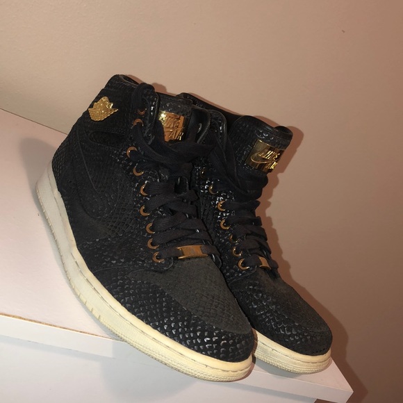 10.5 Air Jordan 1 Pinnacle - Picture 1 of 5